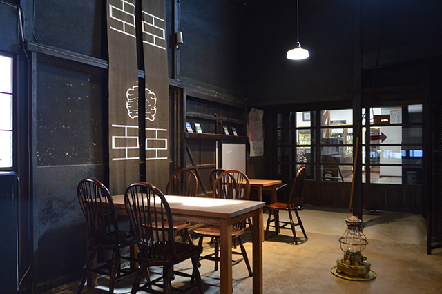 カフェ店内２