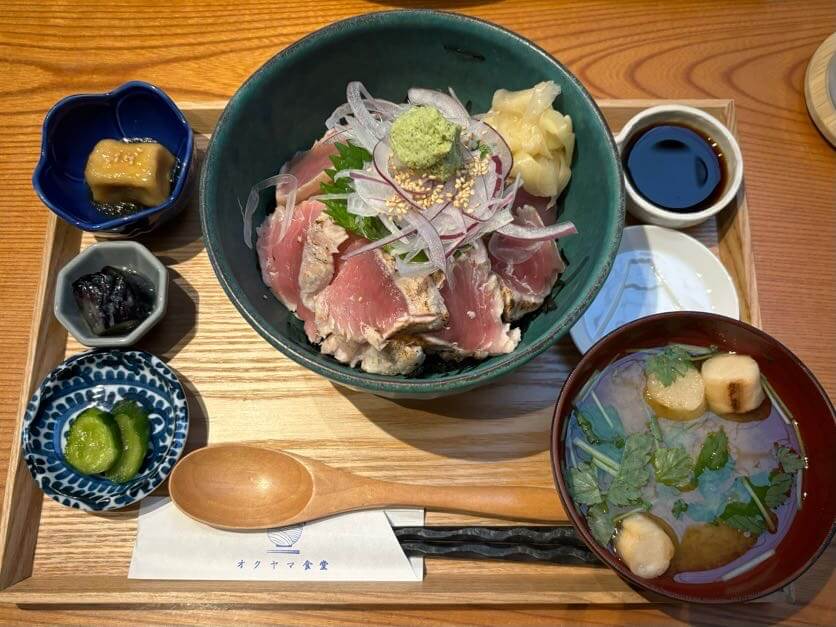 本日のマグロ丼