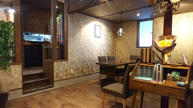 店内１