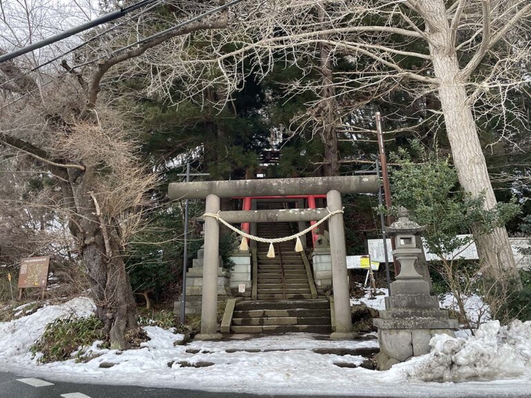 千歳稲荷神社　参道入口