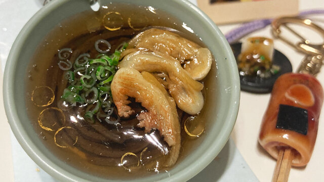 冷たい肉そばのキーホルダー