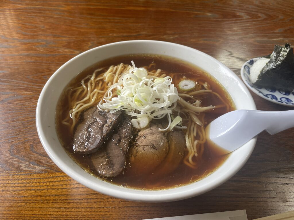 まる久馬肉ラーメン