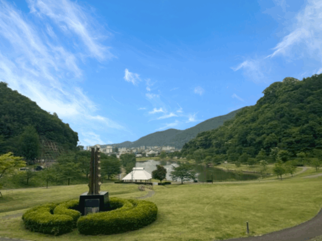 【山形・天童市】天童公園（舞鶴山）を散策｜池の親水ゾーンと展望を満喫 デスクトップ向け