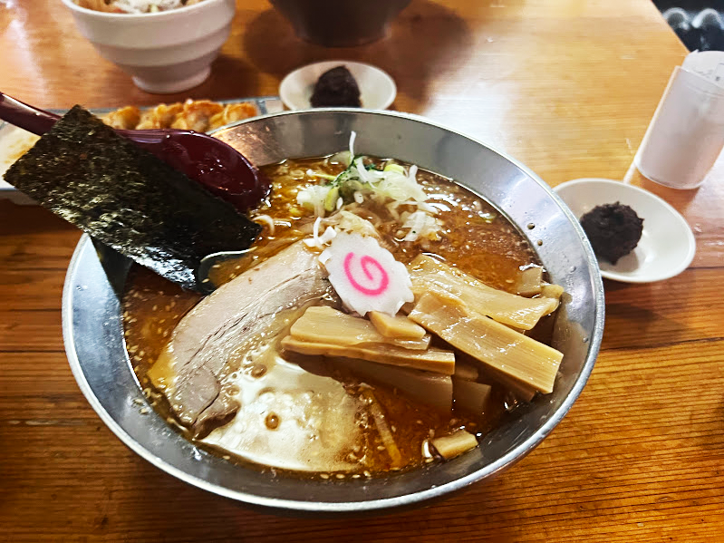 麺屋 居間人Leap味噌ラーメン