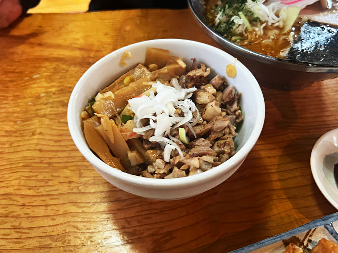 麺屋 居間人Leapチャーシュー丼