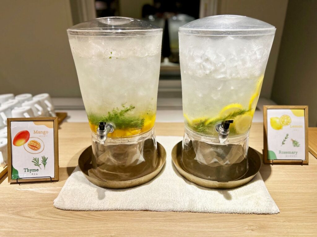 フリードリンク
