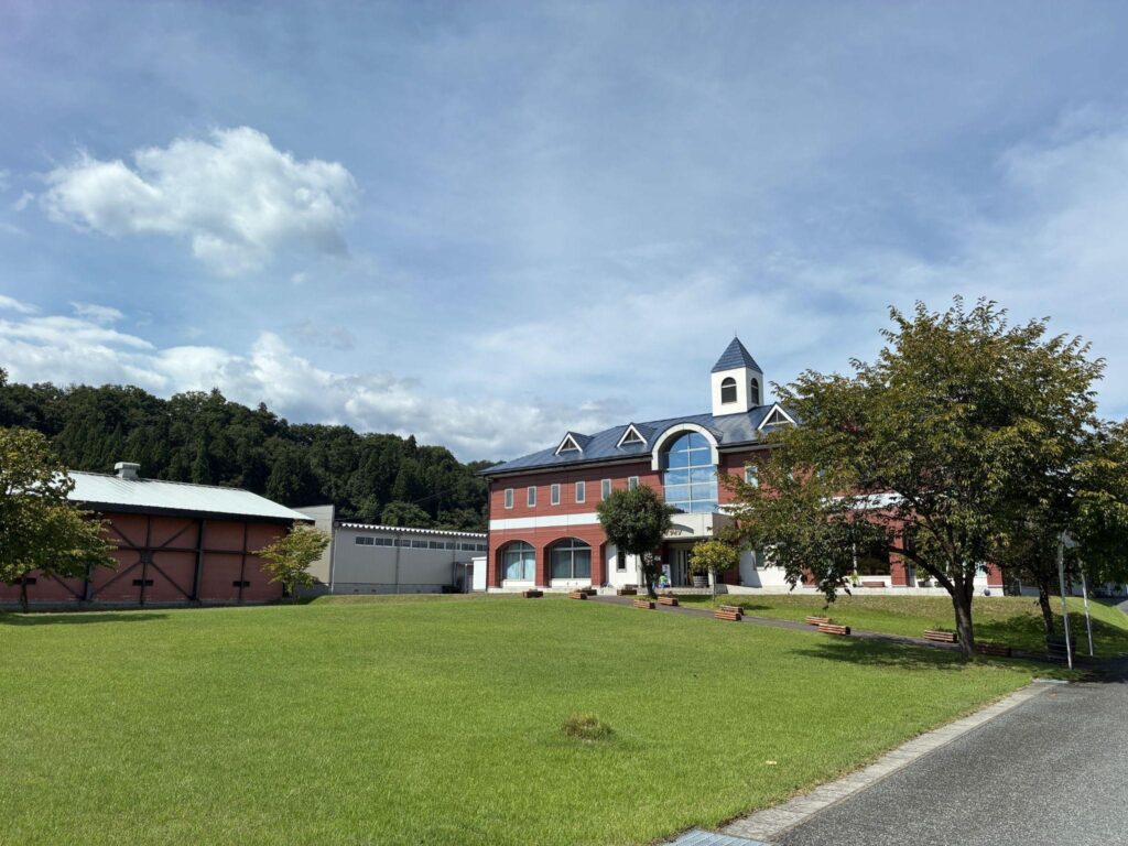 [Yamagata, Asahimachi] Asahimachi Winery, surrounded by nature | Enjoy tasting a wide variety of wines デスクトップ向け