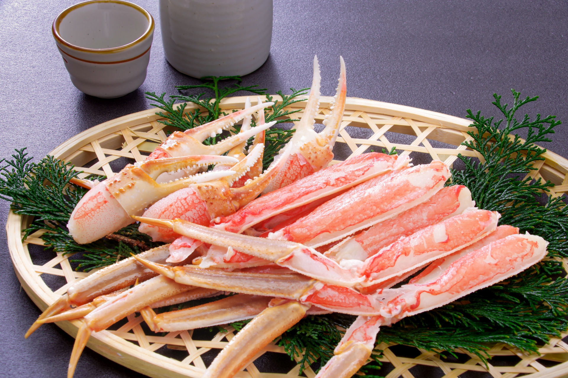 本ズワイガニとベニズワイガニの違い｜味・見た目・価格を徹底比較｜庄内北前ガニを含む主要ブランドも解説 アイキャッチ