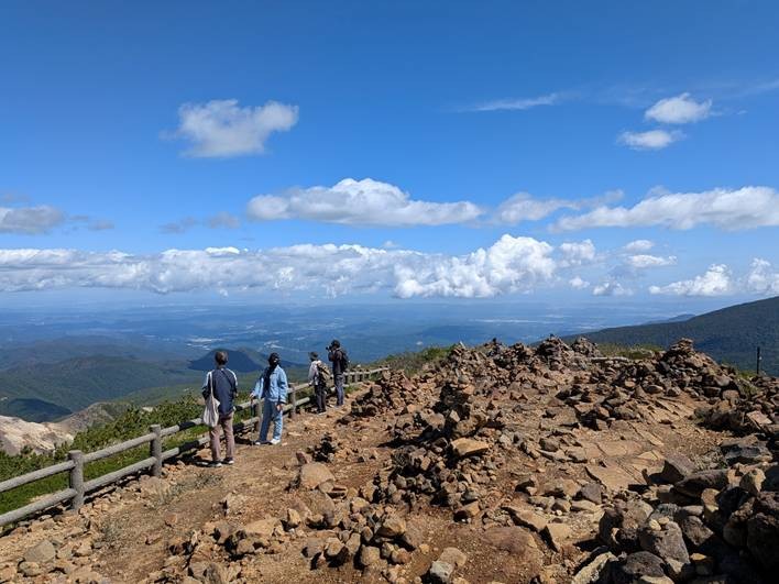 蔵王刈田嶺神社_宮城県側景色