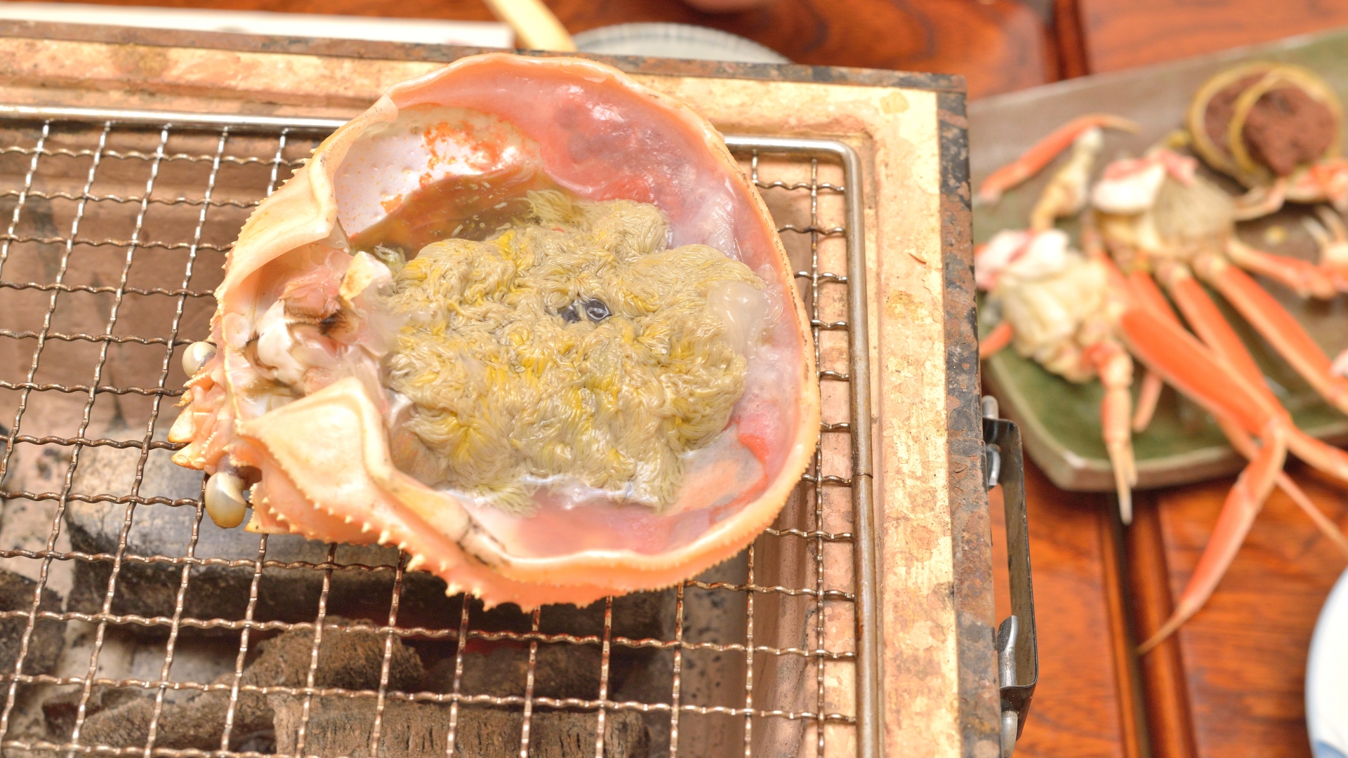 ズワイガニの甲羅焼き