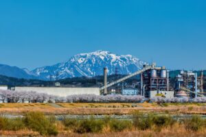 糸魚川の工場風景