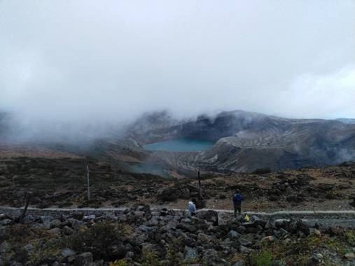 蔵王刈田嶺神社_お釜ガス