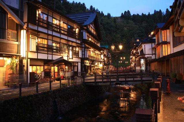 銀山温泉