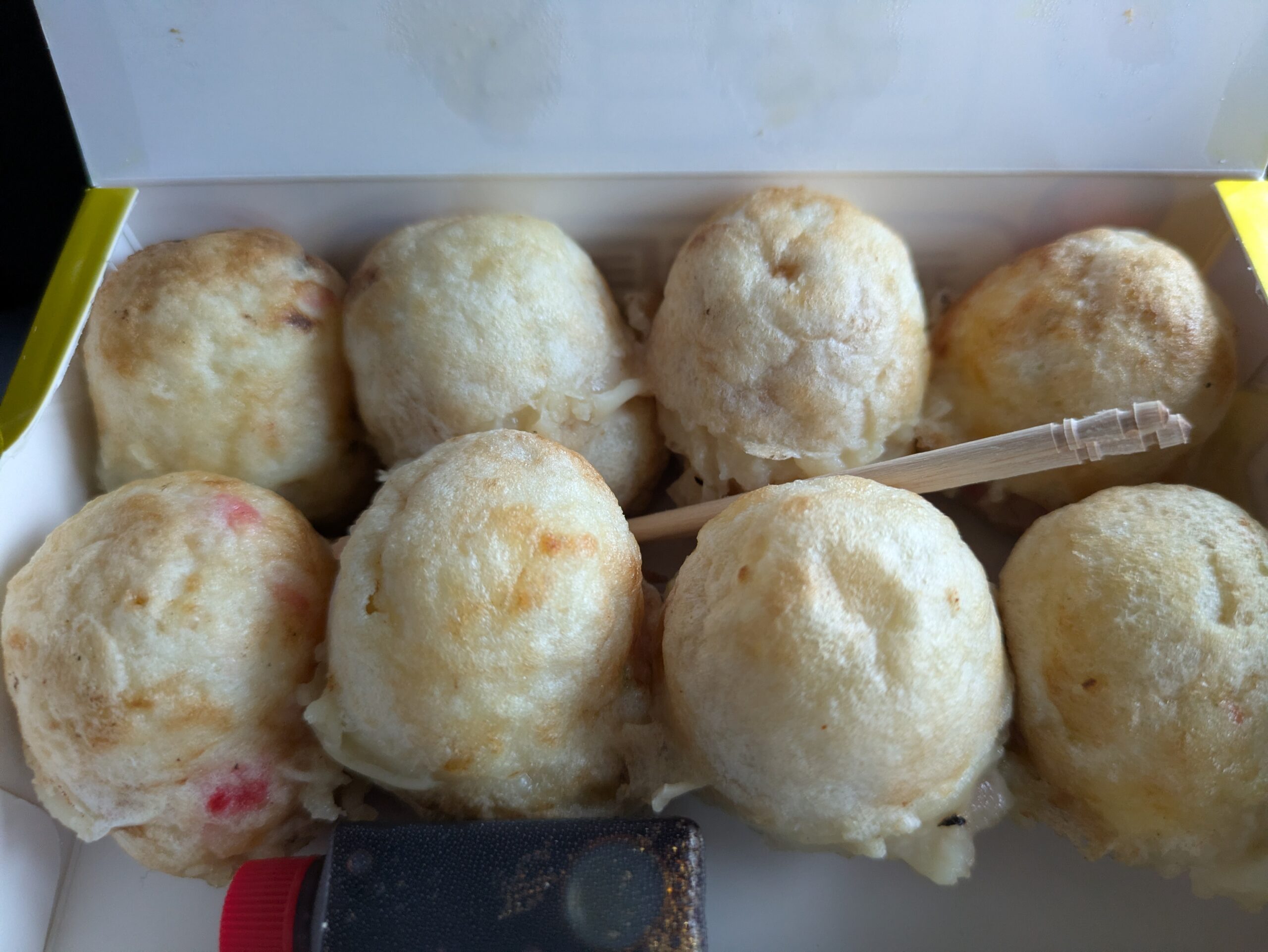 マヨタコ（テークアウトソースかける前）