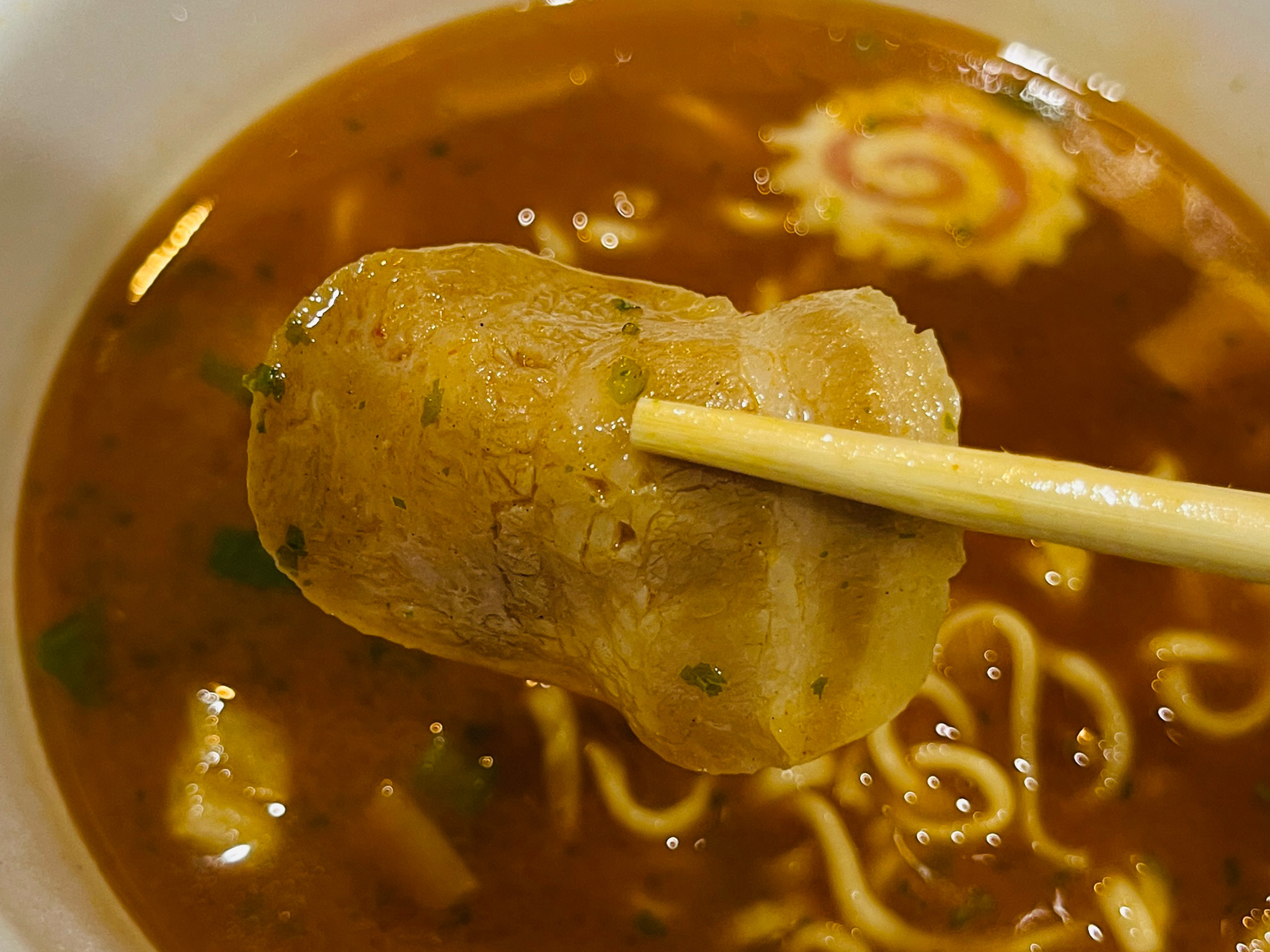 具材を食べる
