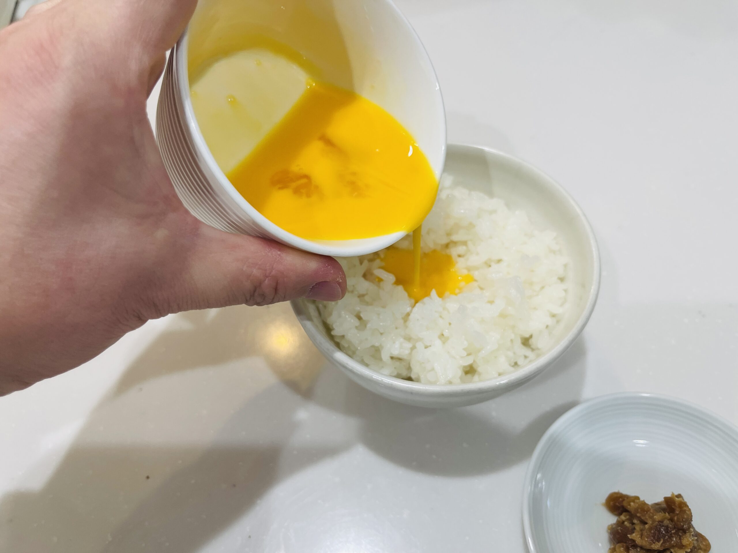 卵かけご飯を準備
