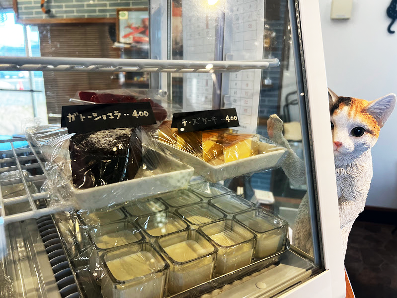 色んなところに飾られている猫