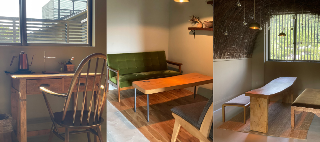 ひとつひとつ異なるアンティークの椅子やソファ