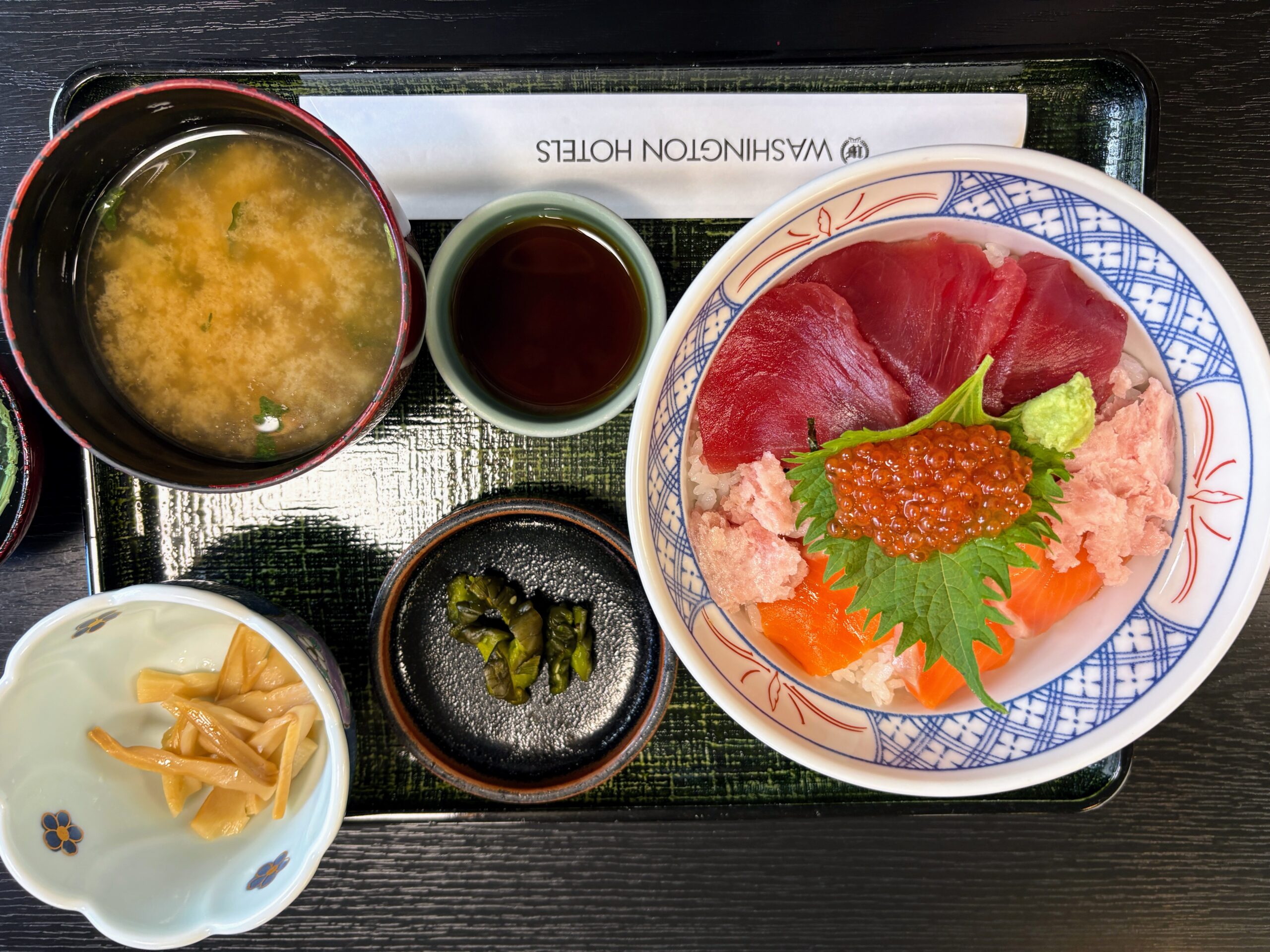 三十三間堂の海鮮丼